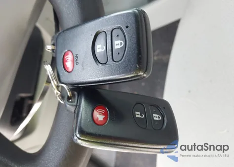 2013 Toyota Prius Two from USA, damaged, VIN JTDKN3DU5D5649858